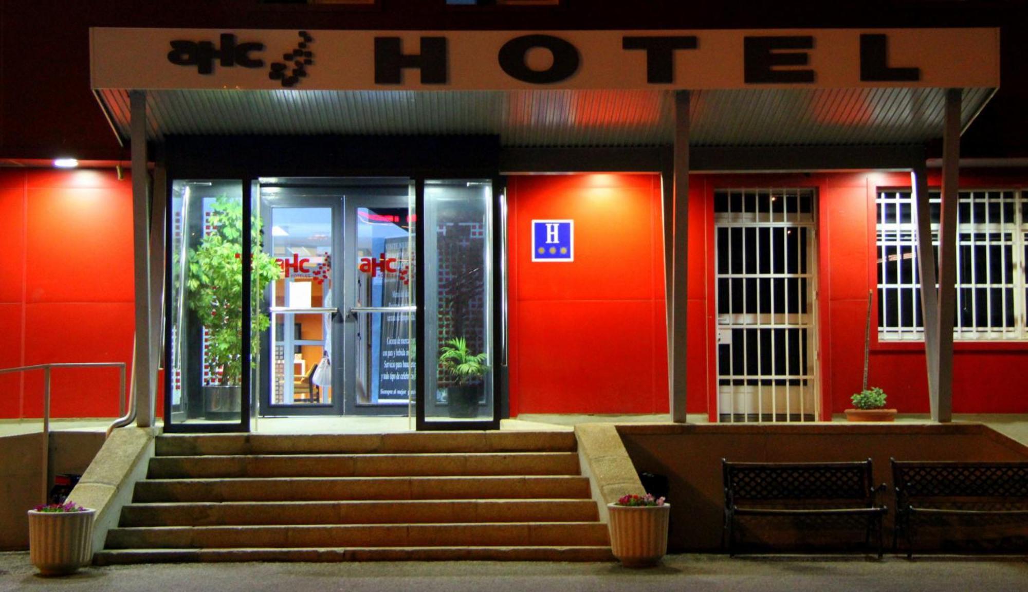 Ahc Hoteles Caces Kültér fotó