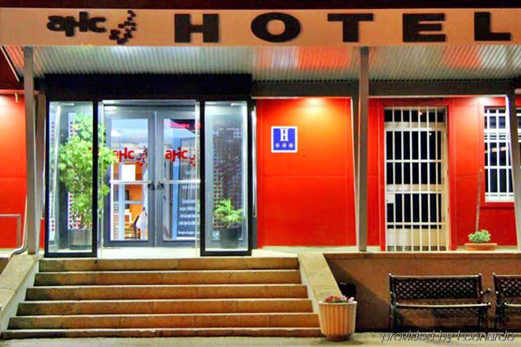 Ahc Hoteles Caces Kültér fotó